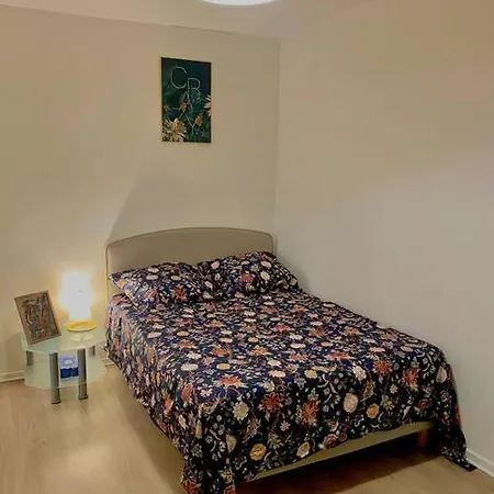아파트 Spacious 2 Bedroom Flat/parking/close To Paris 에피네쉬르세느강